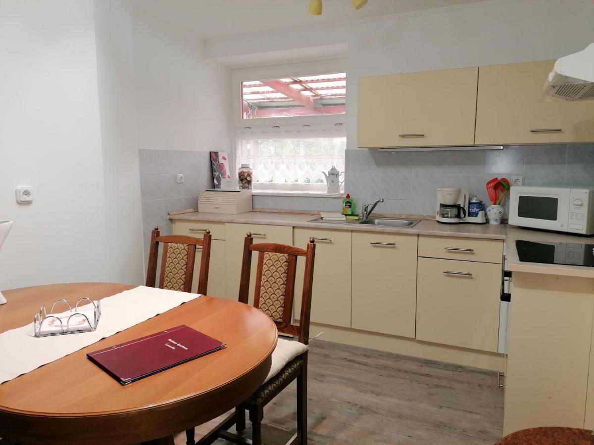 Marianna Apartman Gyenesdiás Buitenkant foto