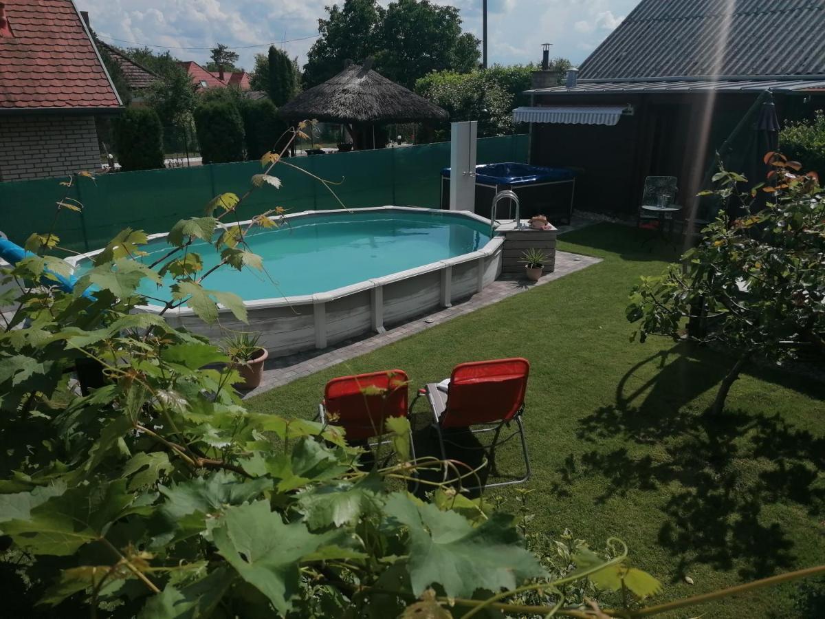Marianna Apartman Gyenesdiás Buitenkant foto
